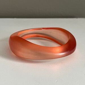 VTG Light Pink Sculptural Lucite Bangle Bracelet Mid Century